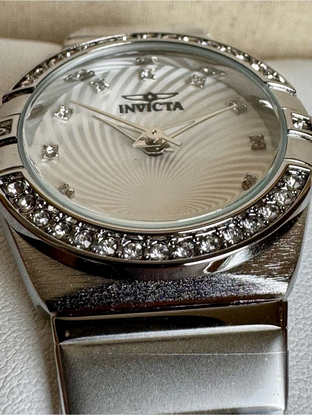 Invicta angel silver